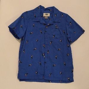 Old Navy boys 5t blue toucan button down